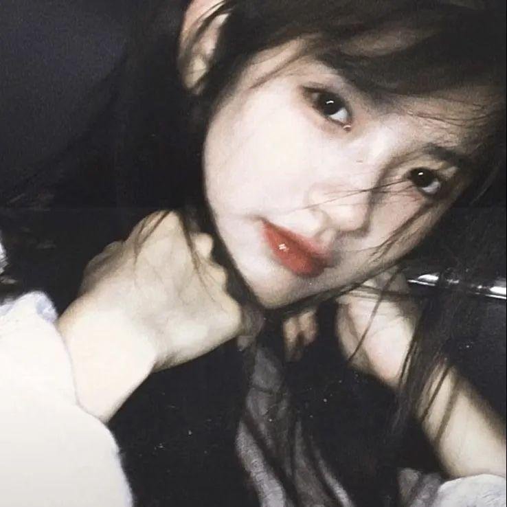 半城明媚半城雨第一季